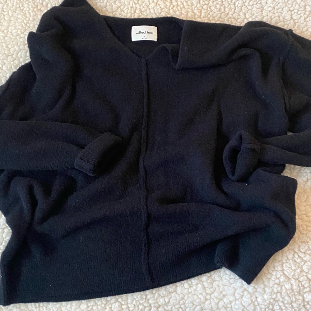 Wilfred Free Hush V Neck Sweater